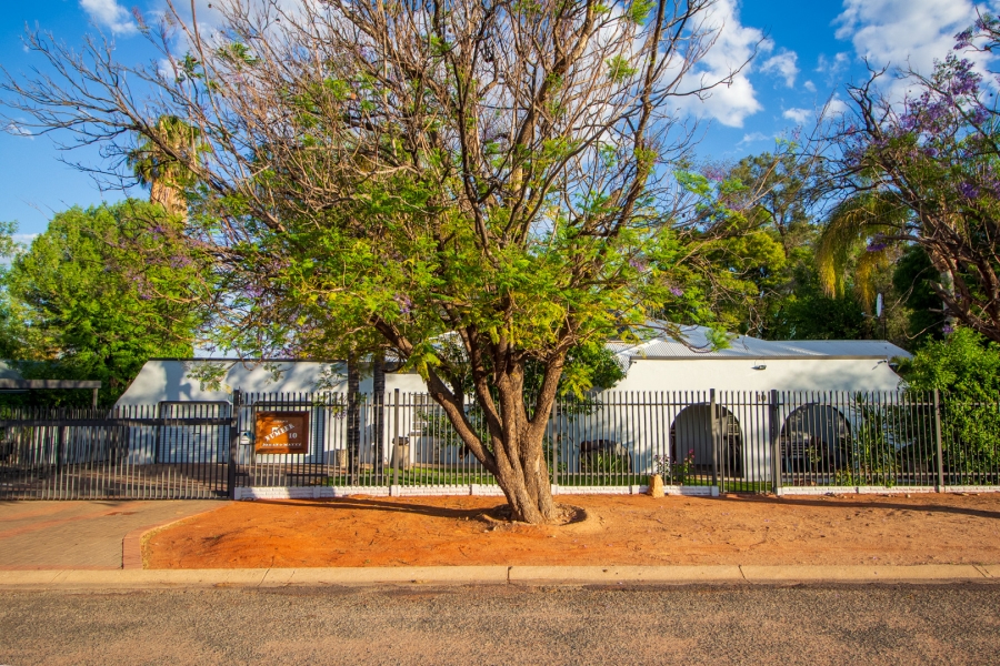 5 Bedroom Property for Sale in Middelpos Northern Cape